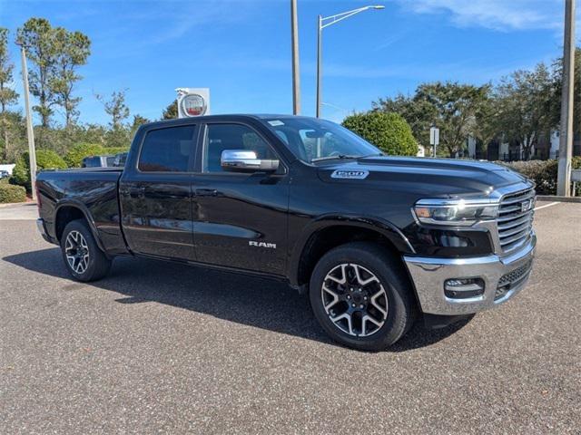 2025 RAM Ram 1500 RAM 1500 LARAMIE CREW CAB 4X4 64 BOX