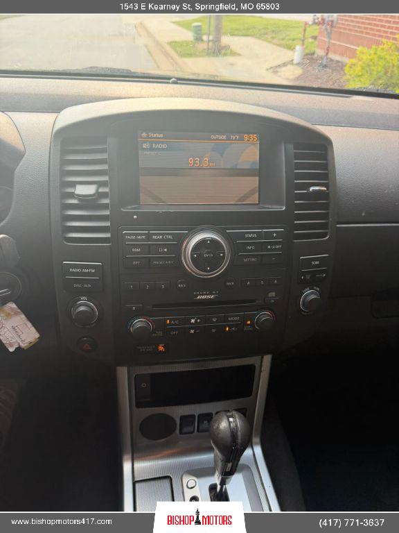 2012 Nissan Pathfinder SV