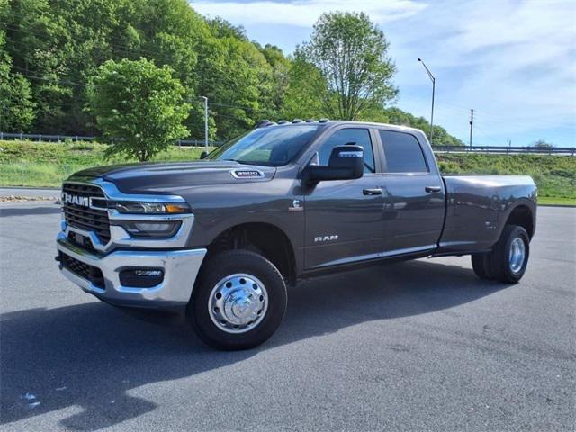 2025 RAM Ram 3500 RAM 3500 BIG HORN CREW CAB 4X4 8 BOX