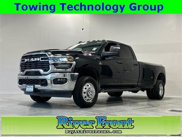 2025 RAM Ram 3500 RAM 3500 TRADESMAN CREW CAB 4X4 8 BOX