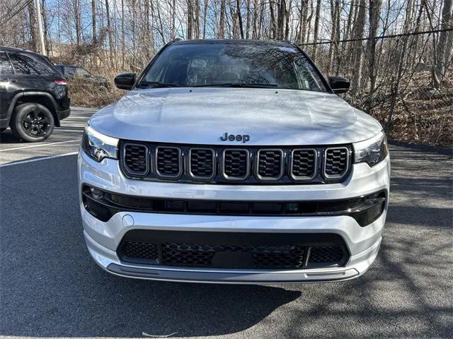 2025 Jeep Compass COMPASS LIMITED 4X4