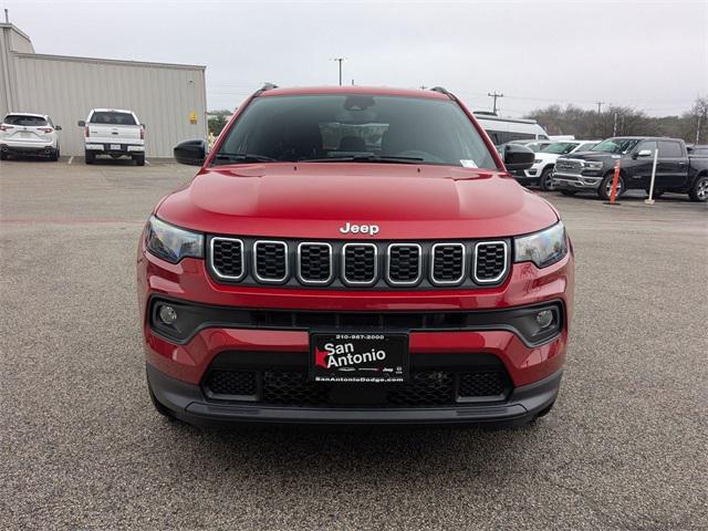 2025 Jeep Compass COMPASS LATITUDE 4X4