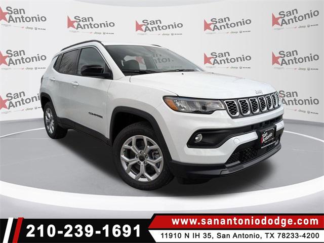 2025 Jeep Compass COMPASS LATITUDE 4X4