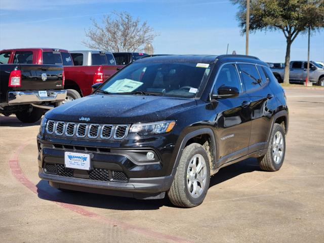 2025 Jeep Compass COMPASS LATITUDE 4X4