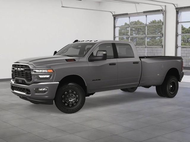 2025 RAM Ram 3500 RAM 3500 BIG HORN CREW CAB 4X4 8 BOX