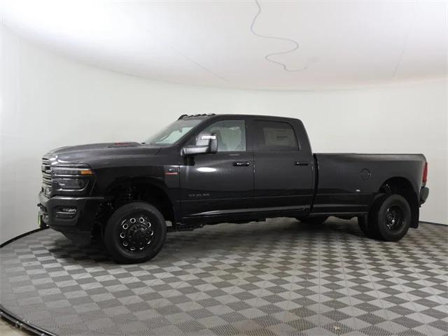 2025 RAM Ram 3500 RAM 3500 LARAMIE CREW CAB 4X4 8 BOX