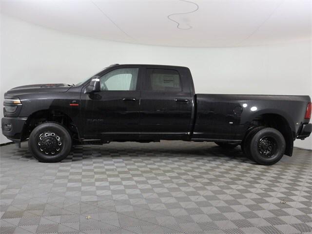 2025 RAM Ram 3500 RAM 3500 LARAMIE CREW CAB 4X4 8 BOX