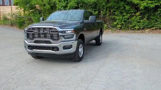 2025 RAM Ram 2500 RAM 2500 TRADESMAN CREW CAB 4X4 64 BOX