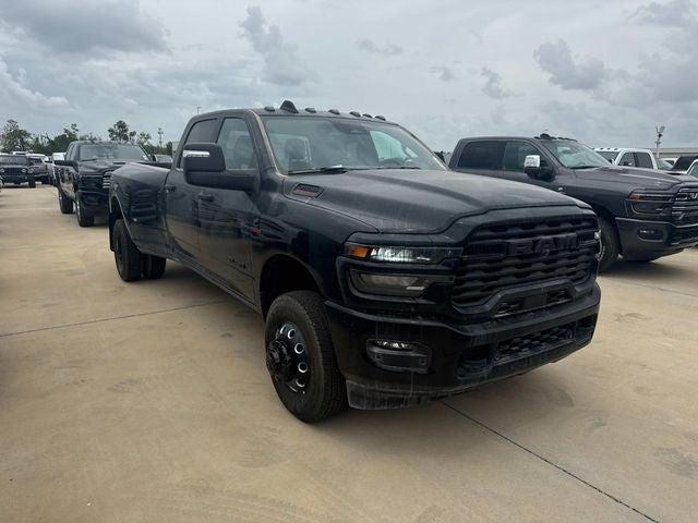 2025 RAM Ram 3500 RAM 3500 BIG HORN CREW CAB 4X4 8 BOX