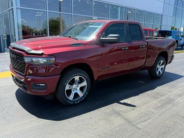 2025 RAM Ram 1500 RAM 1500 TRADESMAN QUAD CAB 4X4 64 BOX