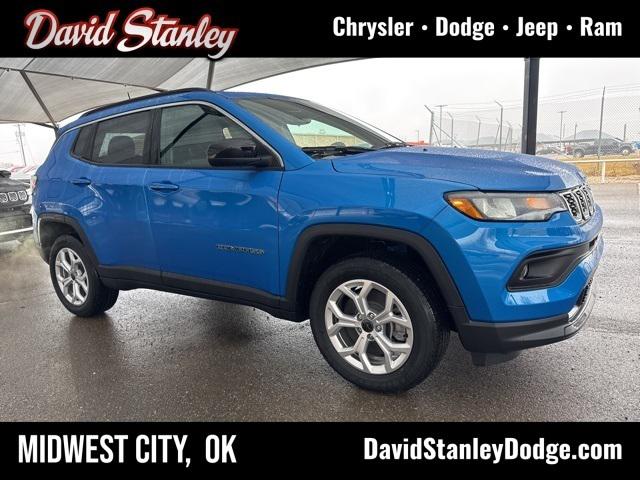 2025 Jeep Compass COMPASS LATITUDE 4X4