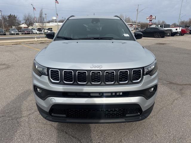 2025 Jeep Compass COMPASS LATITUDE 4X4