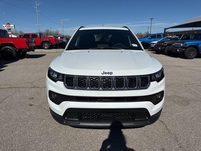 2025 Jeep Compass COMPASS LATITUDE 4X4