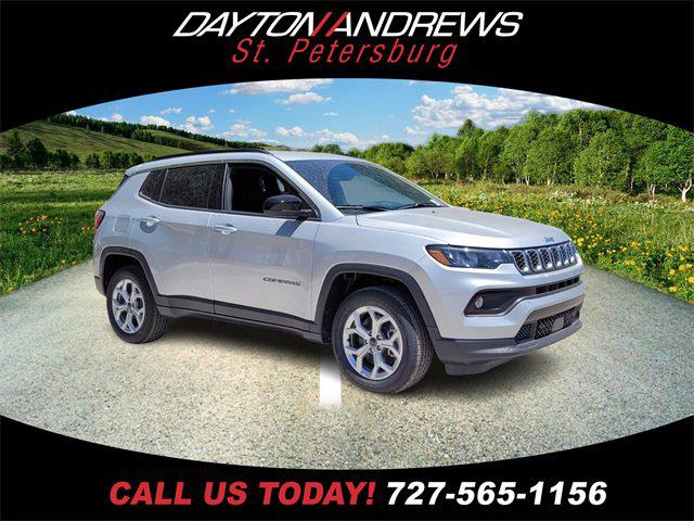 2025 Jeep Compass COMPASS LATITUDE 4X4