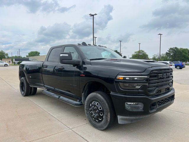 2025 RAM Ram 3500 RAM 3500 LARAMIE CREW CAB 4X4 8 BOX