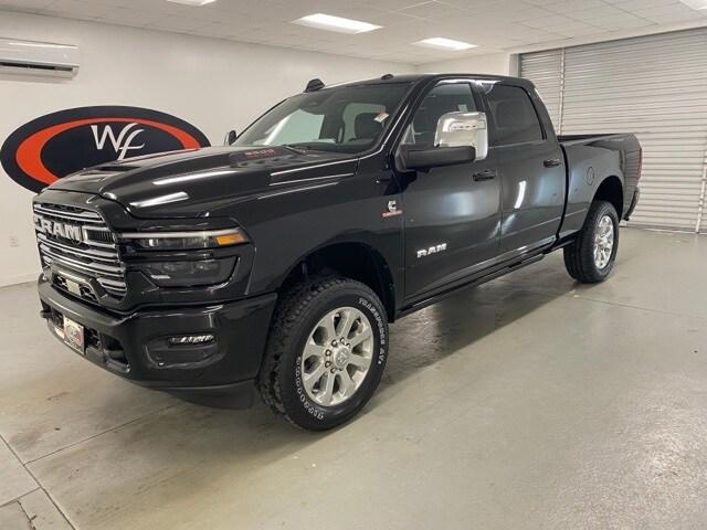 2025 RAM Ram 3500 RAM 3500 LARAMIE CREW CAB 4X4 64 BOX