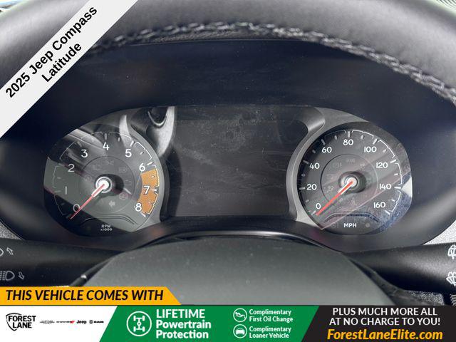 2025 Jeep Compass COMPASS LATITUDE 4X4