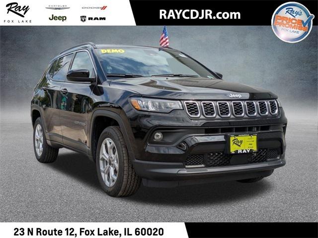 2025 Jeep Compass COMPASS LATITUDE 4X4