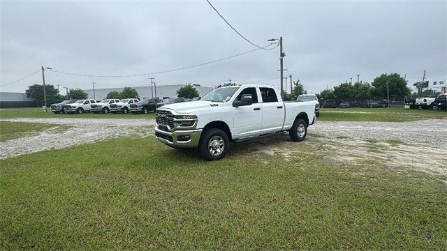 2025 RAM Ram 3500 RAM 3500 TRADESMAN CREW CAB 4X4 64 BOX