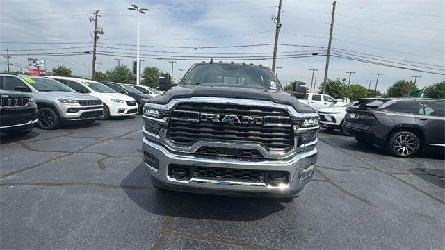 2025 RAM Ram 2500 RAM 2500 TRADESMAN CREW CAB 4X4 64 BOX