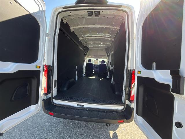 2023 Ford Transit Cargo Van 148 WB High Roof Cargo