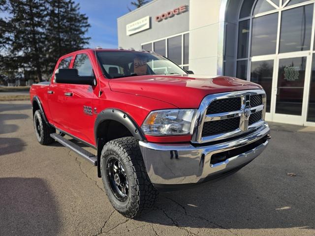 2017 RAM 3500 Tradesman Crew Cab 4x4 64 Box