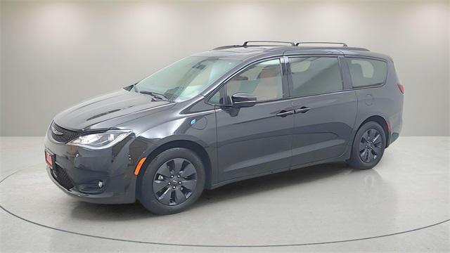 2020 Chrysler Pacifica Hybrid Red S Edition