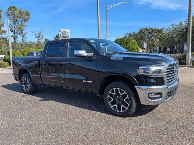 2025 RAM Ram 1500 RAM 1500 LARAMIE CREW CAB 4X4 64 BOX
