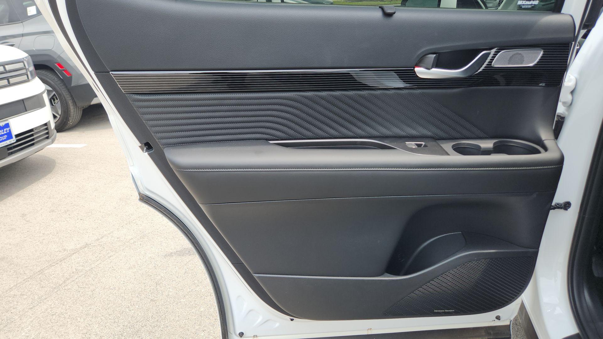 2025 Hyundai Palisade Calligraphy Night Edition - Photo 21