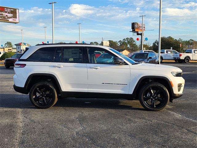 2025 Jeep Grand Cherokee GRAND CHEROKEE ALTITUDE X 4X2