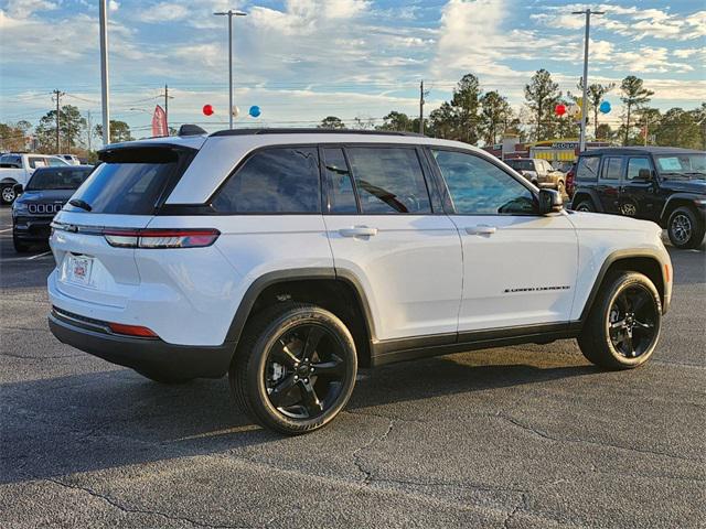 2025 Jeep Grand Cherokee GRAND CHEROKEE ALTITUDE X 4X2