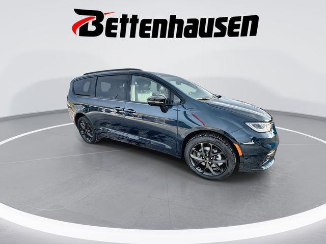 2025 Chrysler Pacifica PACIFICA LIMITED AWD