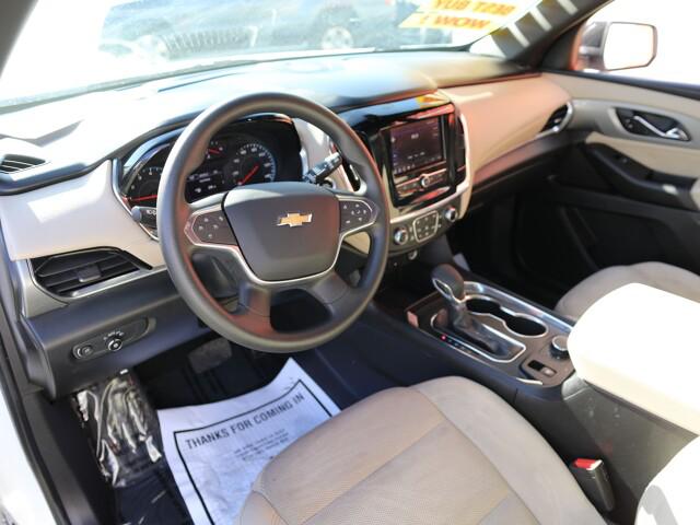 2023 Chevrolet Traverse FWD LS