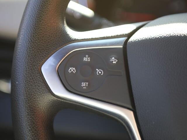2023 Chevrolet Traverse FWD LS