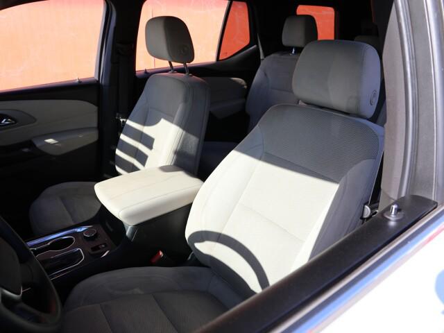2023 Chevrolet Traverse FWD LS