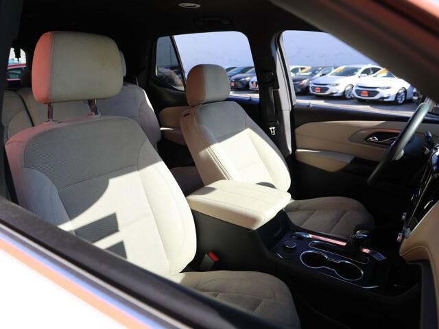 2023 Chevrolet Traverse FWD LS