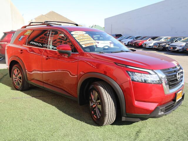 2022 Nissan Pathfinder SV 2WD