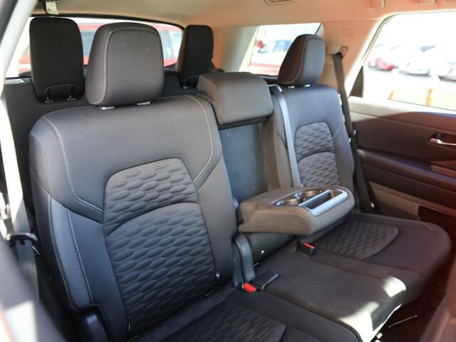 2022 Nissan Pathfinder SV 2WD