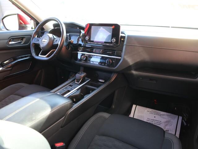 2022 Nissan Pathfinder SV 2WD