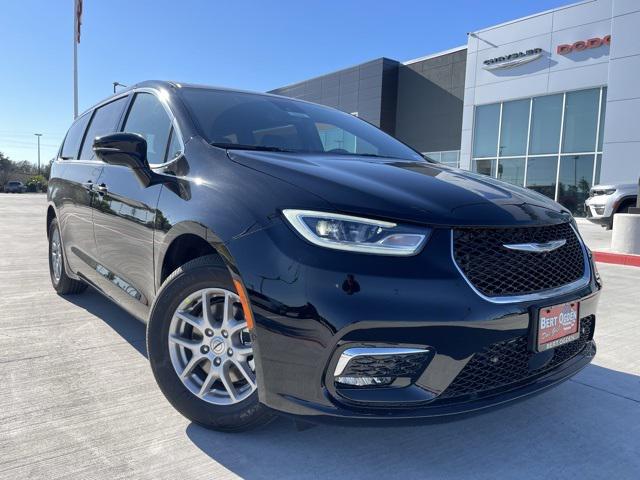 2025 Chrysler Pacifica PACIFICA SELECT