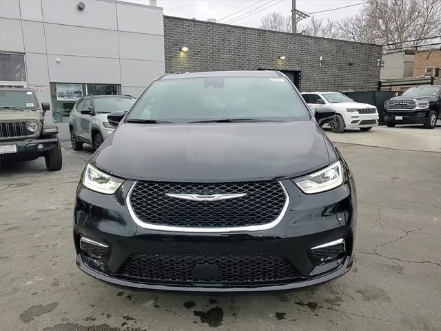 2025 Chrysler Pacifica PACIFICA SELECT