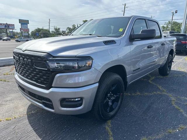 2025 RAM Ram 1500 RAM 1500 TRADESMAN CREW CAB 4X4 57 BOX