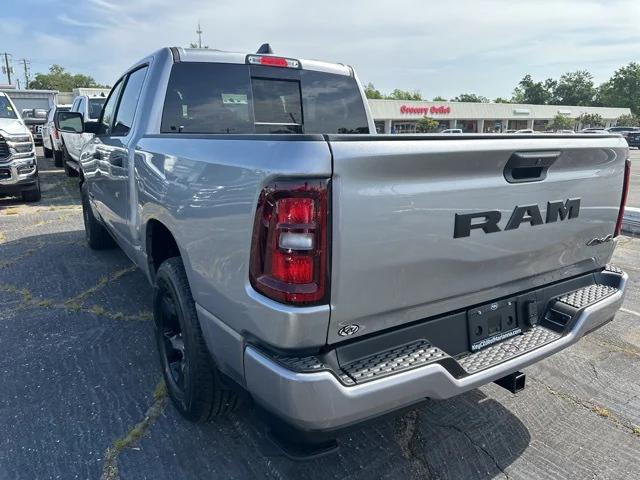 2025 RAM Ram 1500 RAM 1500 TRADESMAN CREW CAB 4X4 57 BOX
