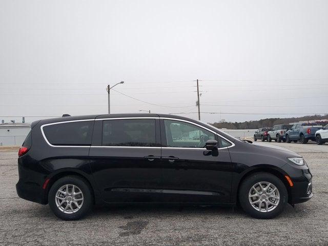 2025 Chrysler Pacifica PACIFICA SELECT