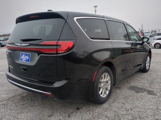 2025 Chrysler Pacifica PACIFICA SELECT