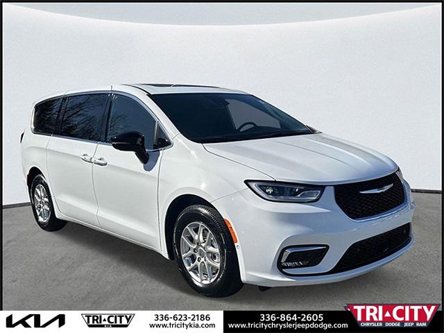 2025 Chrysler Pacifica PACIFICA SELECT