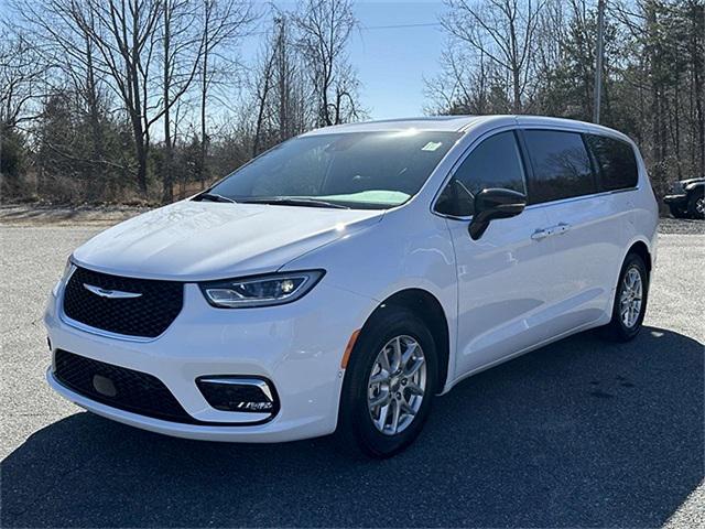 2025 Chrysler Pacifica PACIFICA SELECT