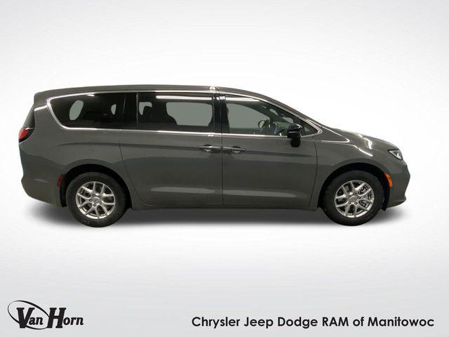2025 Chrysler Pacifica PACIFICA SELECT