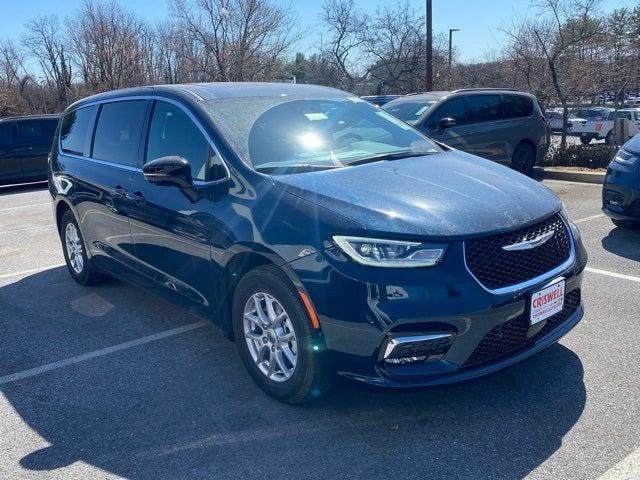 2025 Chrysler Pacifica PACIFICA SELECT
