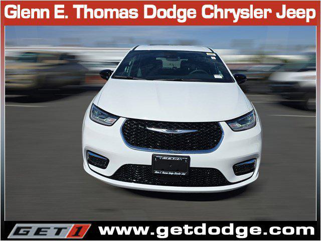 2025 Chrysler Pacifica PACIFICA SELECT